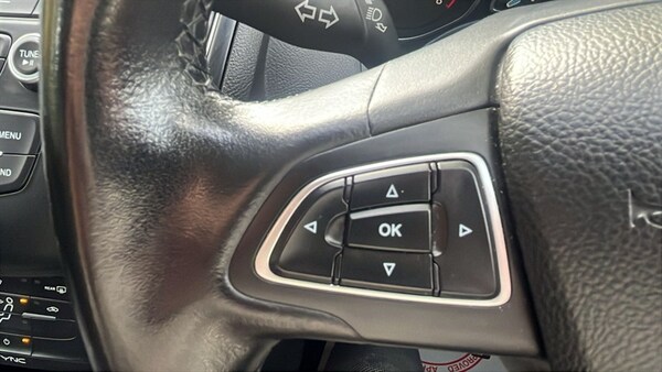 Used Ford Focus 2015 for sale - 76143325: Photo 24