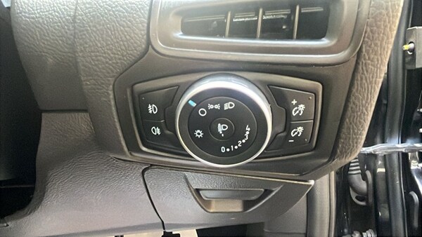 Used Ford Focus 2015 for sale - 76143325: Photo 38