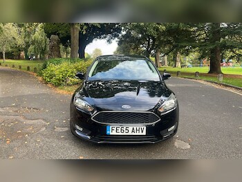 Used Ford Focus 2015 for sale - 76143325: Photo 4