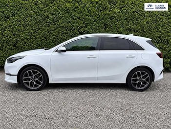 Used Kia Ceed 2023 for sale - 79694056: Photo