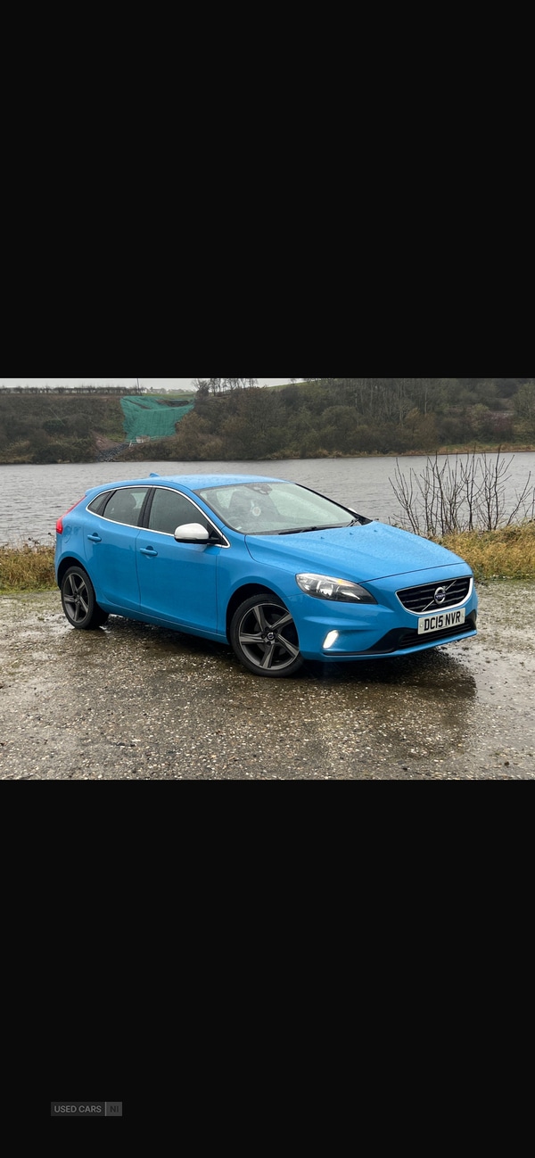 Used Volvo V40 2015 for sale - 76433654: Photo 2