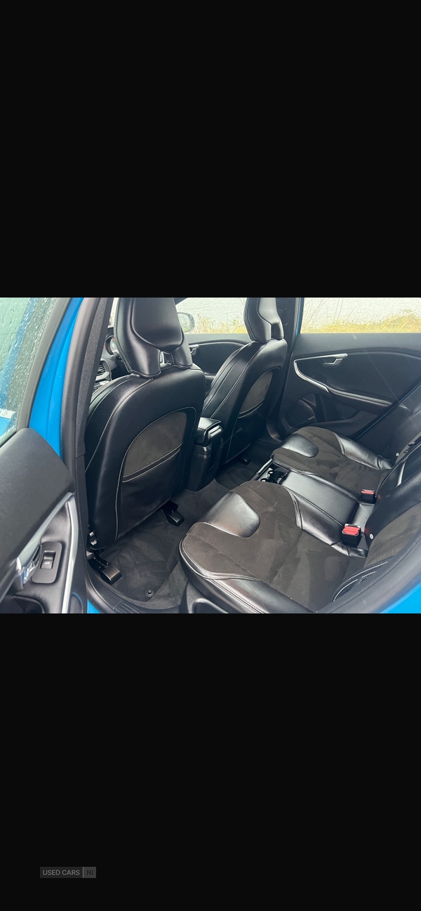 Used Volvo V40 2015 for sale - 76433654: Photo 6