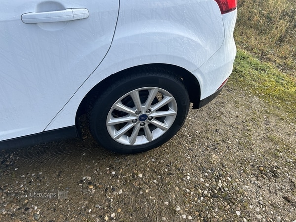 Used Ford Focus 2017 for sale - 76667670: Photo 5