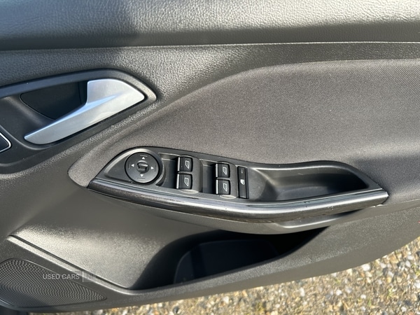 Used Ford Focus 2017 for sale - 76667670: Photo 9