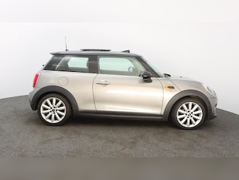 Used MINI Hatch 2017 for sale - 77830195: Photo
