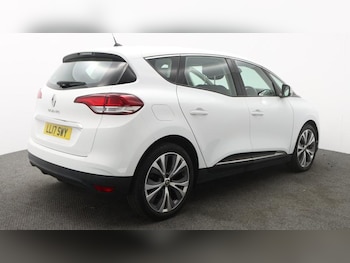 Used Renault Scenic 2017 for sale - 78630692: Photo