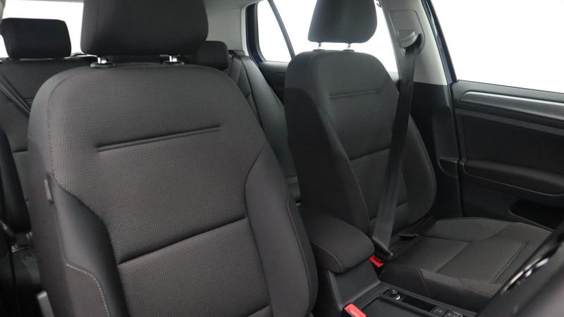 Used Volkswagen Golf 2018 for sale - 77117324: Photo 10