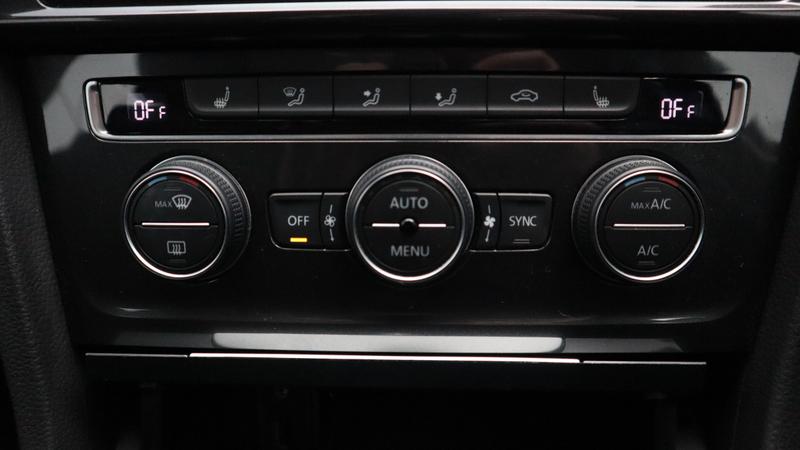 Used Volkswagen Golf 2018 for sale - 77117324: Photo 20