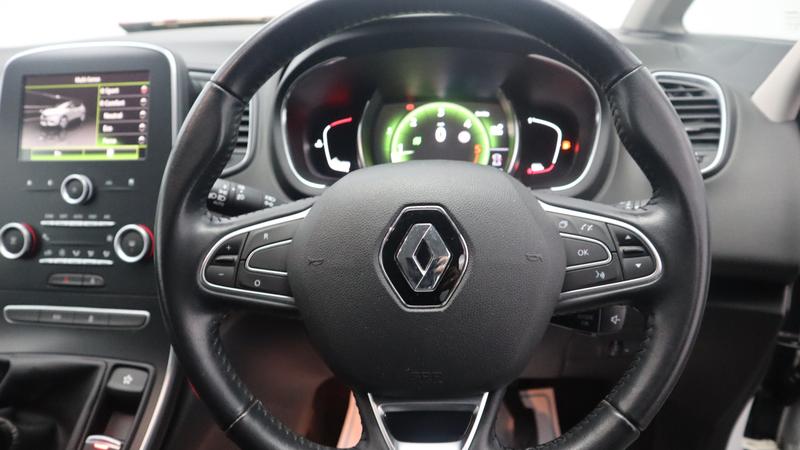 Used Renault Scenic 2017 for sale - 77117076: Photo 11