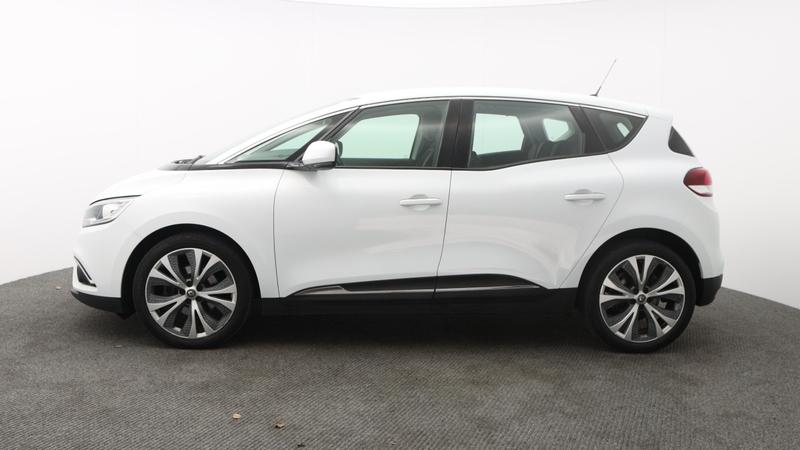 Used Renault Scenic 2017 for sale - 77117076: Photo 6
