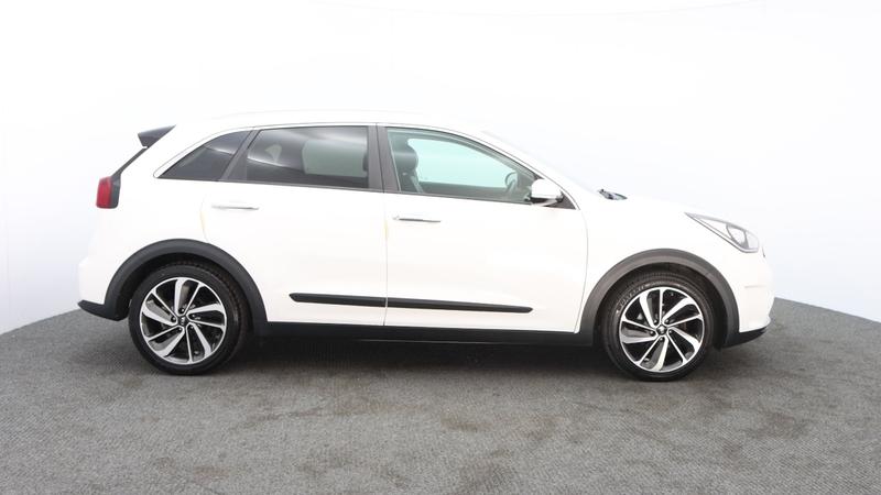 Used Kia Niro 2017 for sale - 77117396: Photo 2