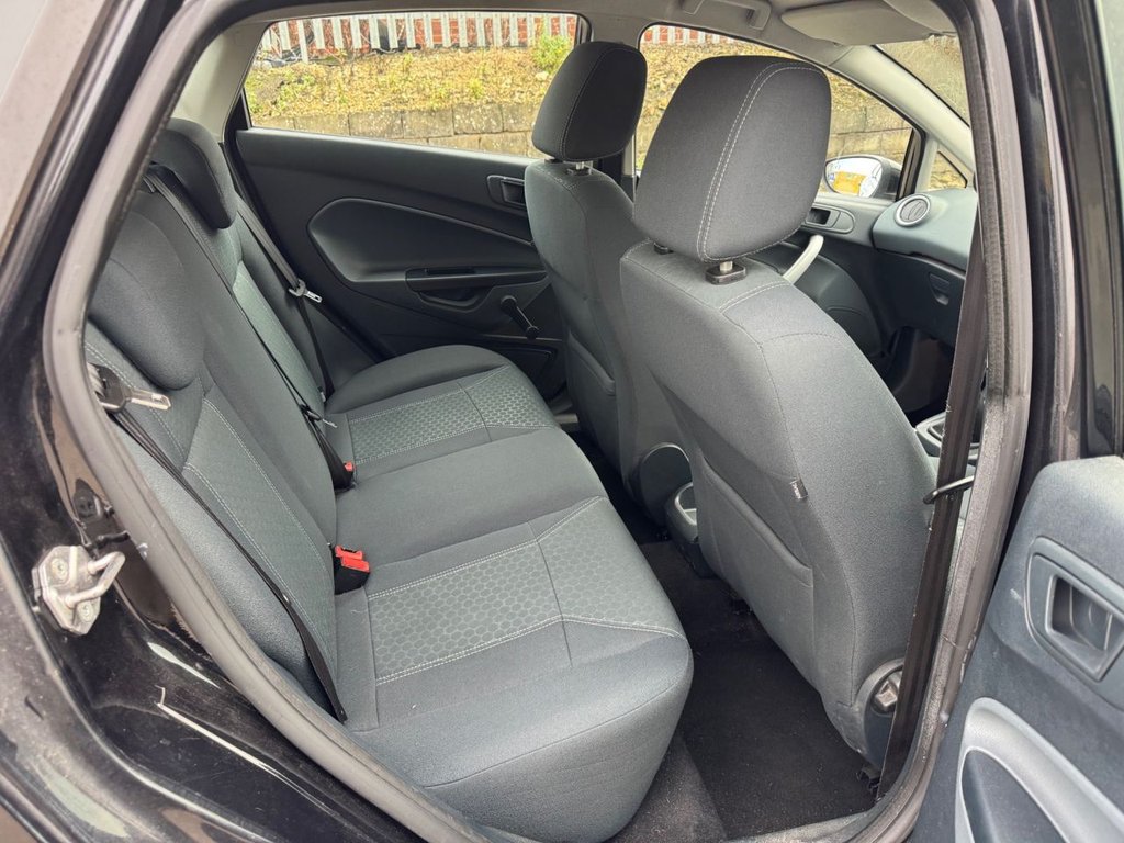 Used Ford Fiesta 2011 for sale - 76536136: Photo 11