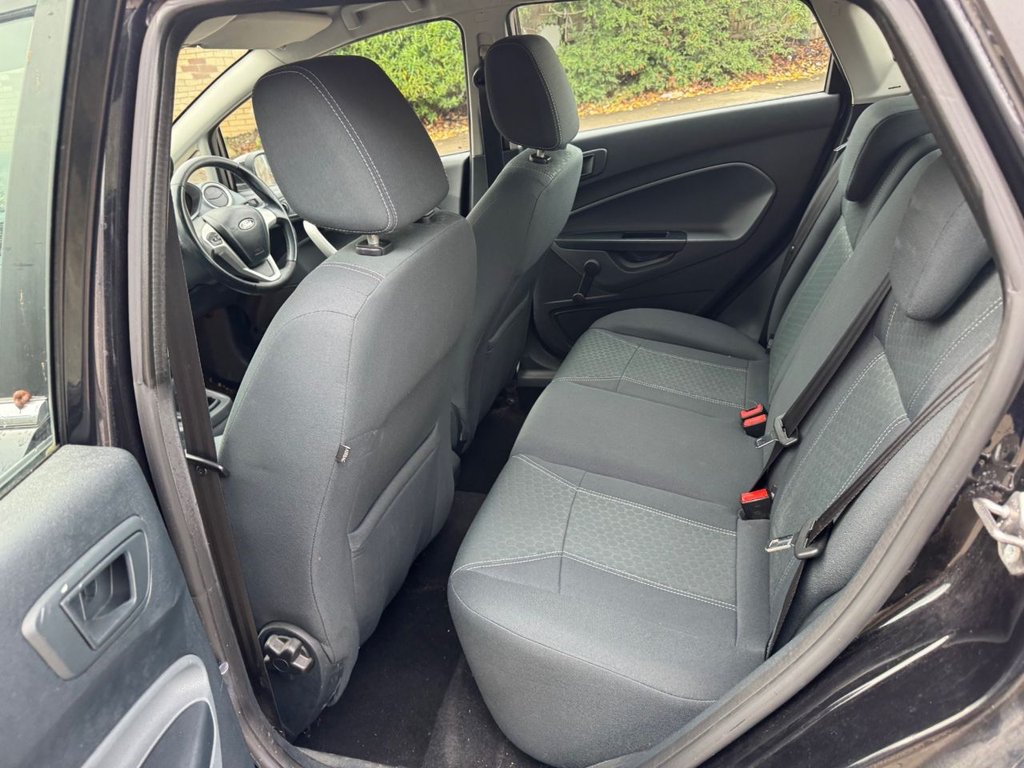 Used Ford Fiesta 2011 for sale - 76536136: Photo 14
