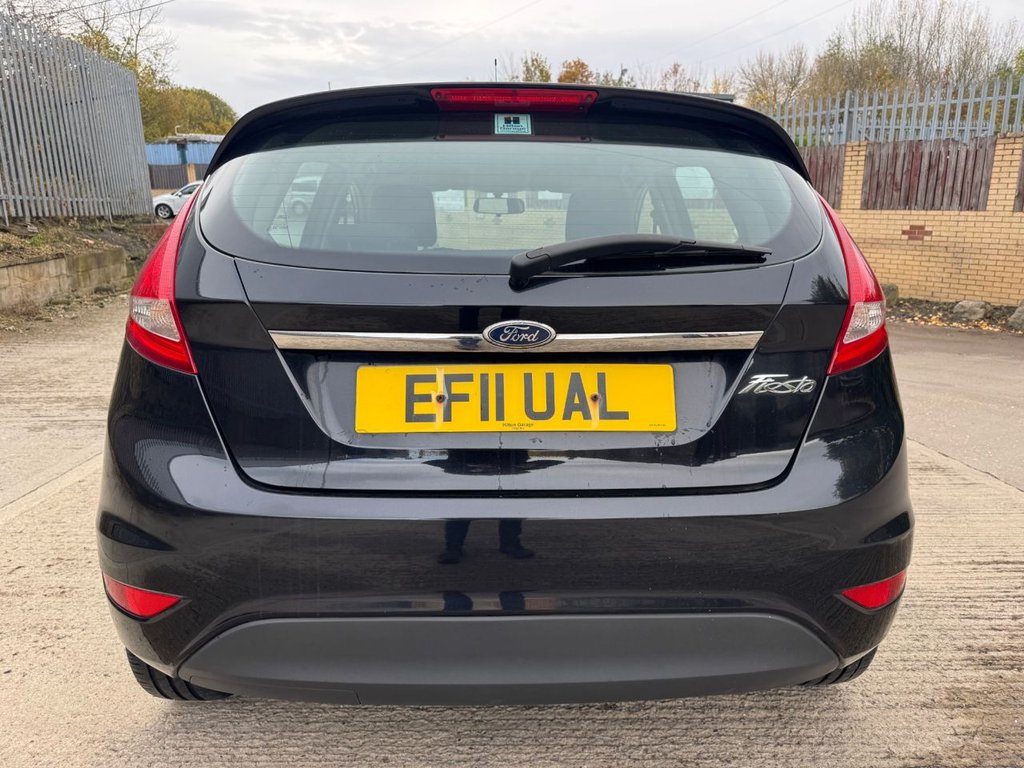 Used Ford Fiesta 2011 for sale - 76536136: Photo 8