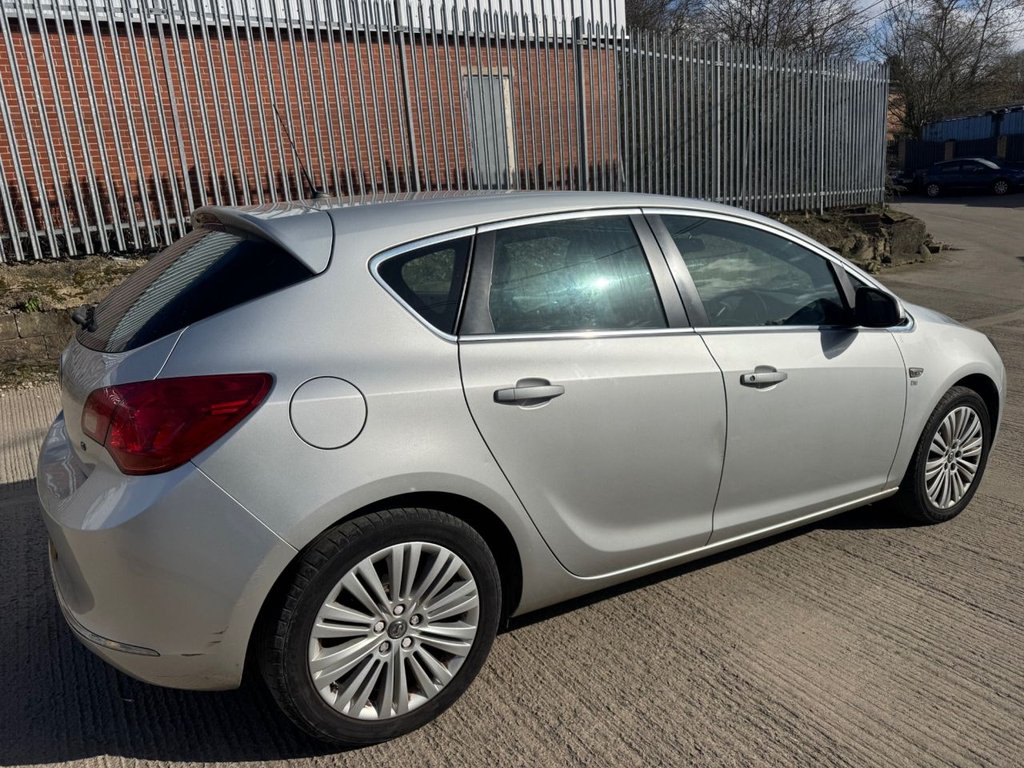 Used Vauxhall Astra 2014 for sale - 77835713: Photo 13