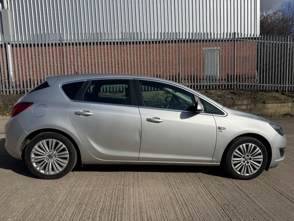 Used Vauxhall Astra 2014 for sale - 77835713: Photo 4