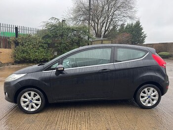 Used Ford Fiesta 2011 for sale - 77276126: Photo