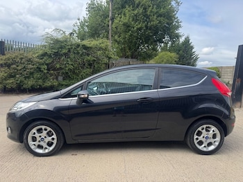 Used Ford Fiesta 2011 for sale - 75403341: Photo
