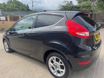 Used Ford Fiesta 2011 for sale - 75403341: Photo