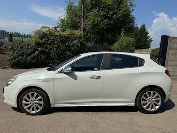 Used Alfa Romeo Giulietta 2011 for sale - 78985848: Photo