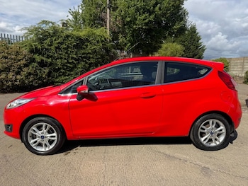 Used Ford Fiesta 2015 for sale - 79385185: Photo