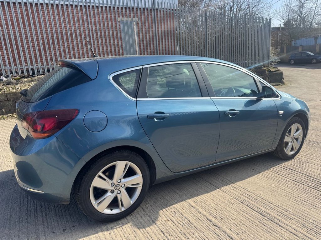 Used Vauxhall Astra 2014 for sale - 77673604: Photo 12