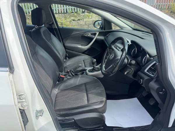 Used Vauxhall Astra 2013 for sale - 76291351: Photo 10