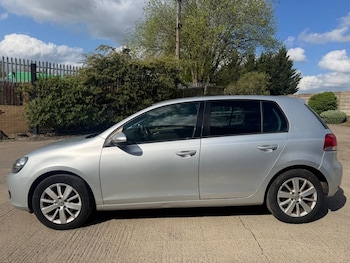 Used Volkswagen Golf 2011 for sale - 78350175: Photo