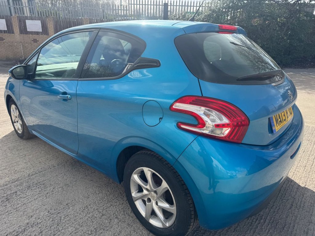 Used Peugeot 208 2013 for sale - 77835528: Photo 11