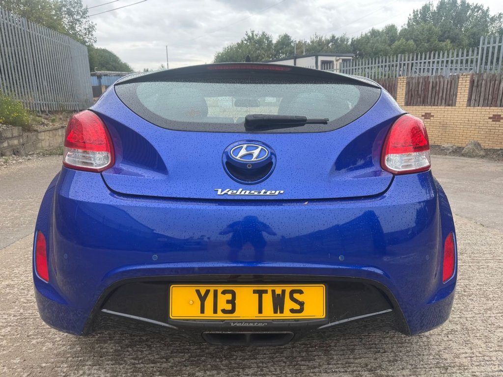 Used Hyundai Veloster 2013 for sale - 76291069: Photo 11