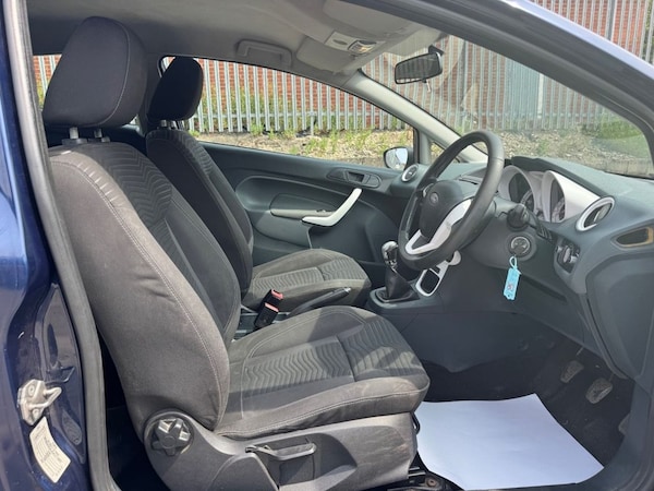 Used Ford Fiesta 2011 for sale - 76291271: Photo 9
