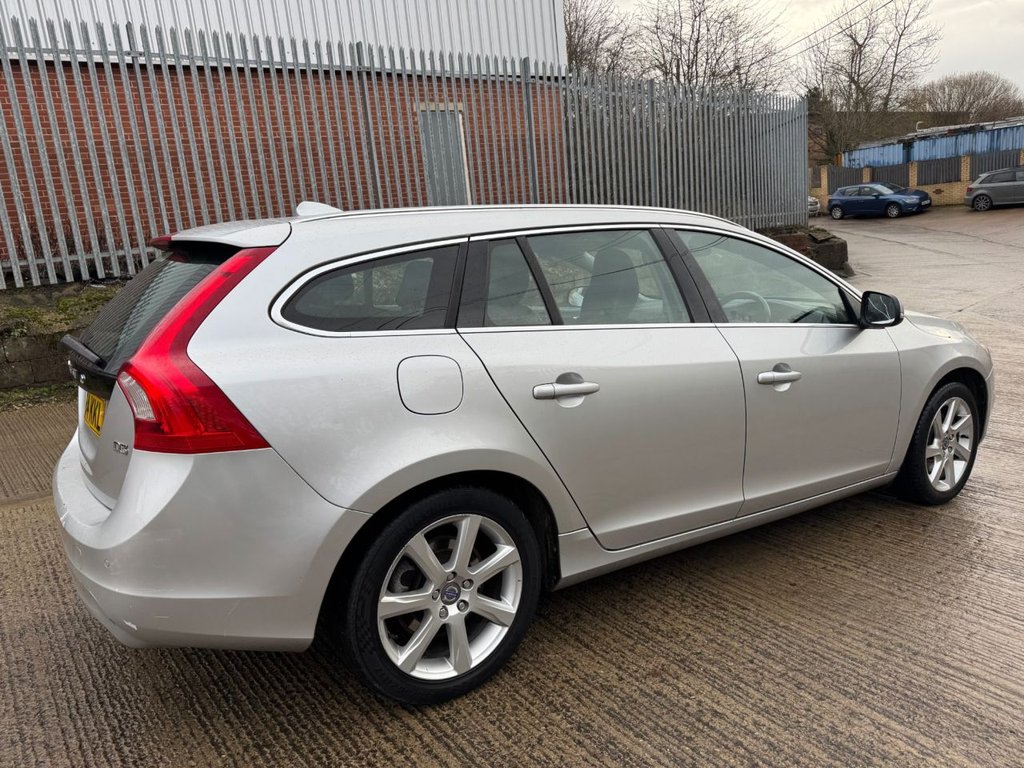 Used Volvo V60 2014 for sale - 77188246: Photo 7