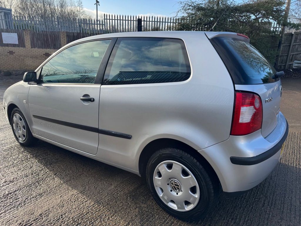 Used Volkswagen Polo 2003 for sale - 77227500: Photo 6