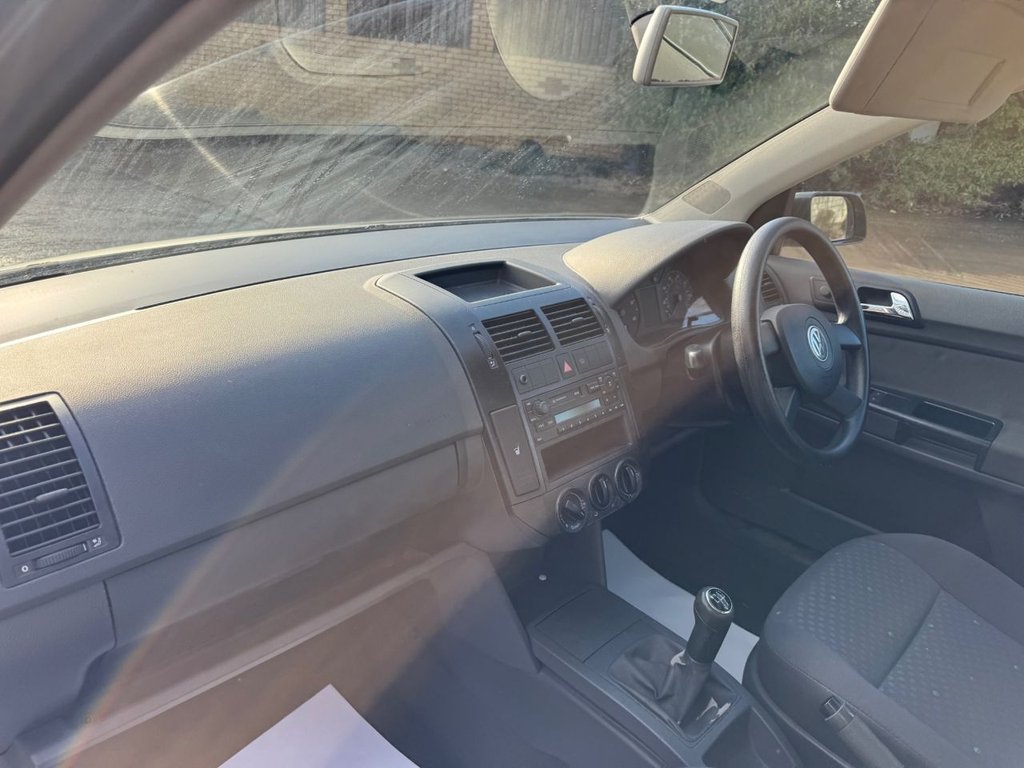 Used Volkswagen Polo 2003 for sale - 77227500: Photo 7