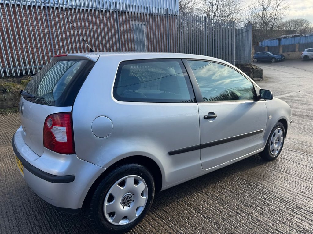 Used Volkswagen Polo 2003 for sale - 77227500: Photo 9