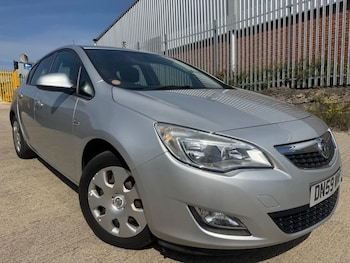 Used Vauxhall Astra 2010 for sale - 75585549: Photo