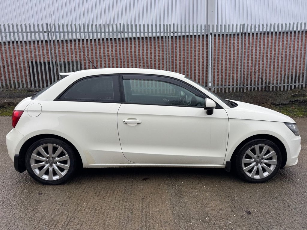 Used Audi A1 2011 for sale - 77437067: Photo 4