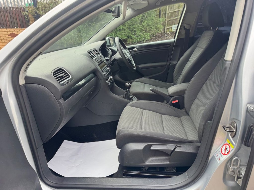 Used Volkswagen Golf 2010 for sale - 77499503: Photo 5