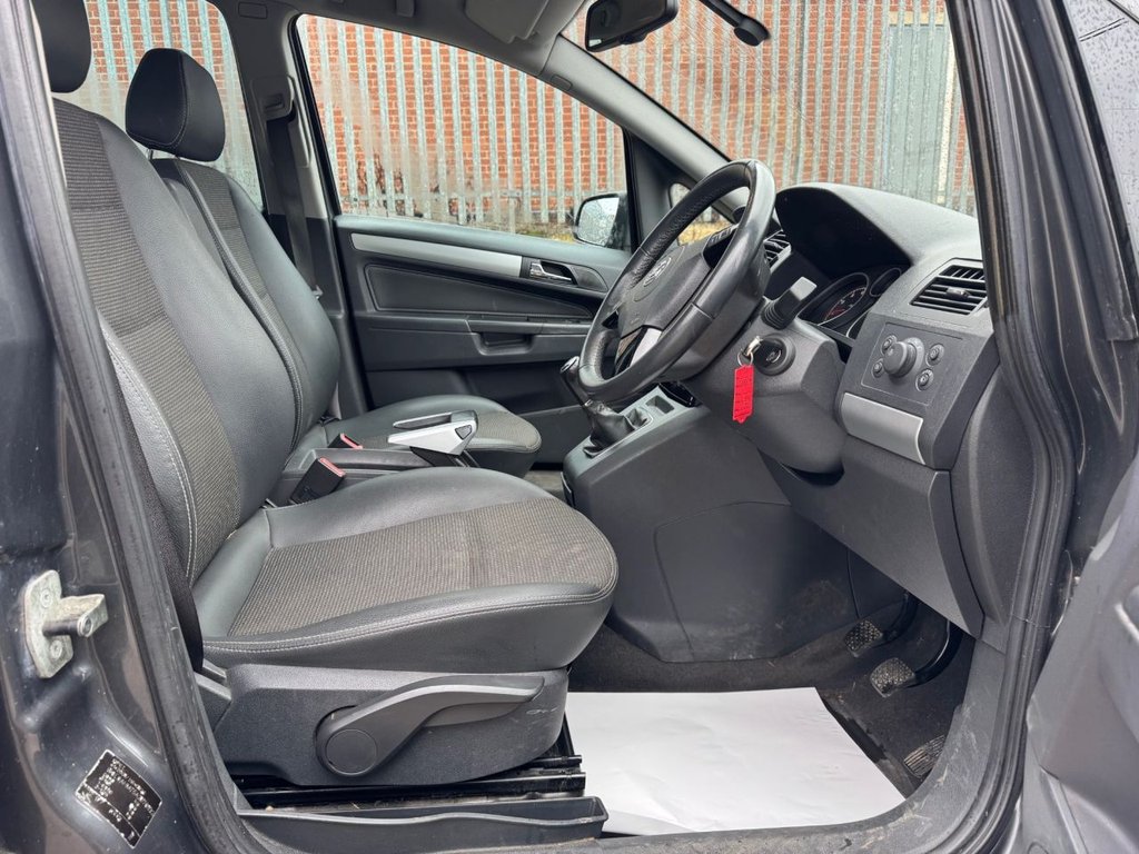 Used Vauxhall Zafira 2010 for sale - 77547573: Photo 11