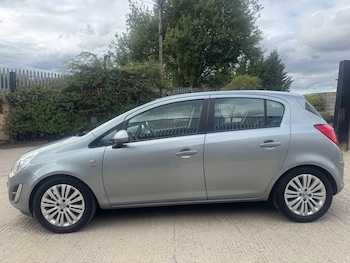 Used Vauxhall Corsa 2011 for sale - 76535554: Photo