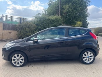 Used Ford Fiesta 2011 for sale - 79636579: Photo