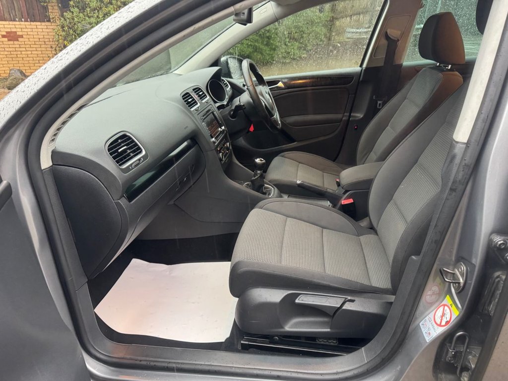 Used Volkswagen Golf 2012 for sale - 77288002: Photo 5