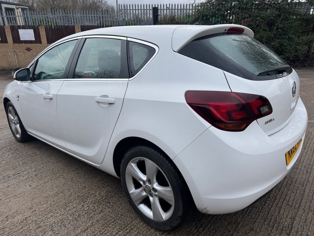 Used Vauxhall Astra 2012 for sale - 77534609: Photo 10