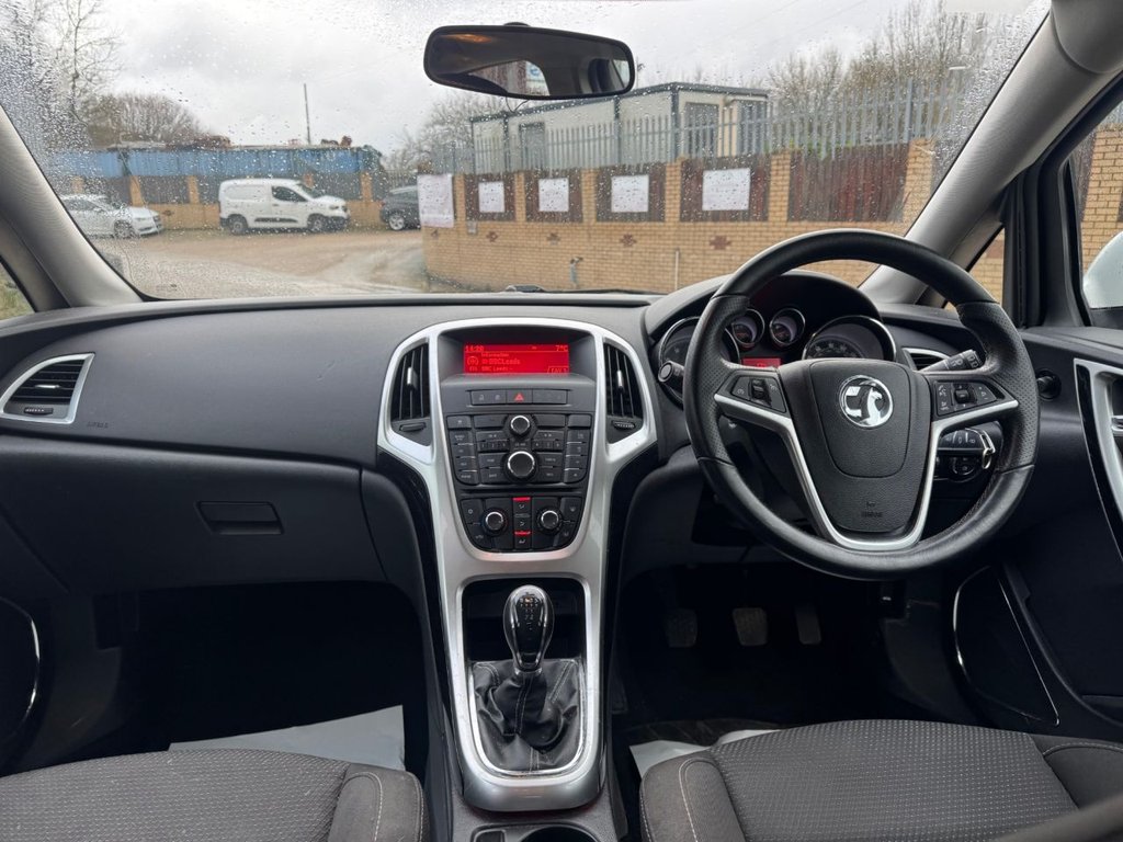 Used Vauxhall Astra 2012 for sale - 77534609: Photo 6