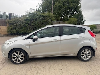 Used Ford Fiesta 2009 for sale - 75515363: Photo