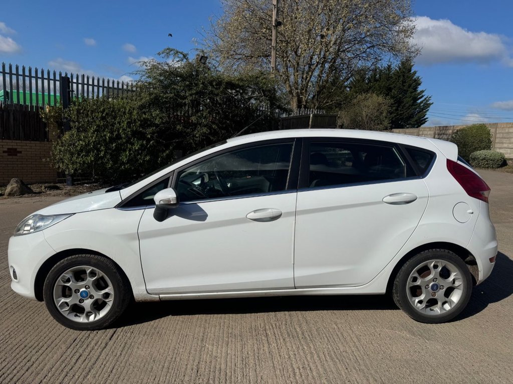 Used Ford Fiesta 2012 for sale - 78124096: Photo 2