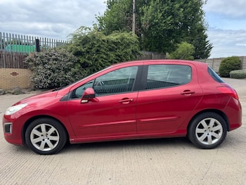 Used Peugeot 308 2013 for sale - 79090082: Photo