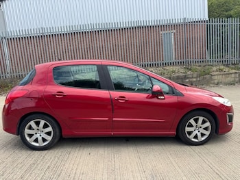 Used Peugeot 308 2013 for sale - 79090082: Photo
