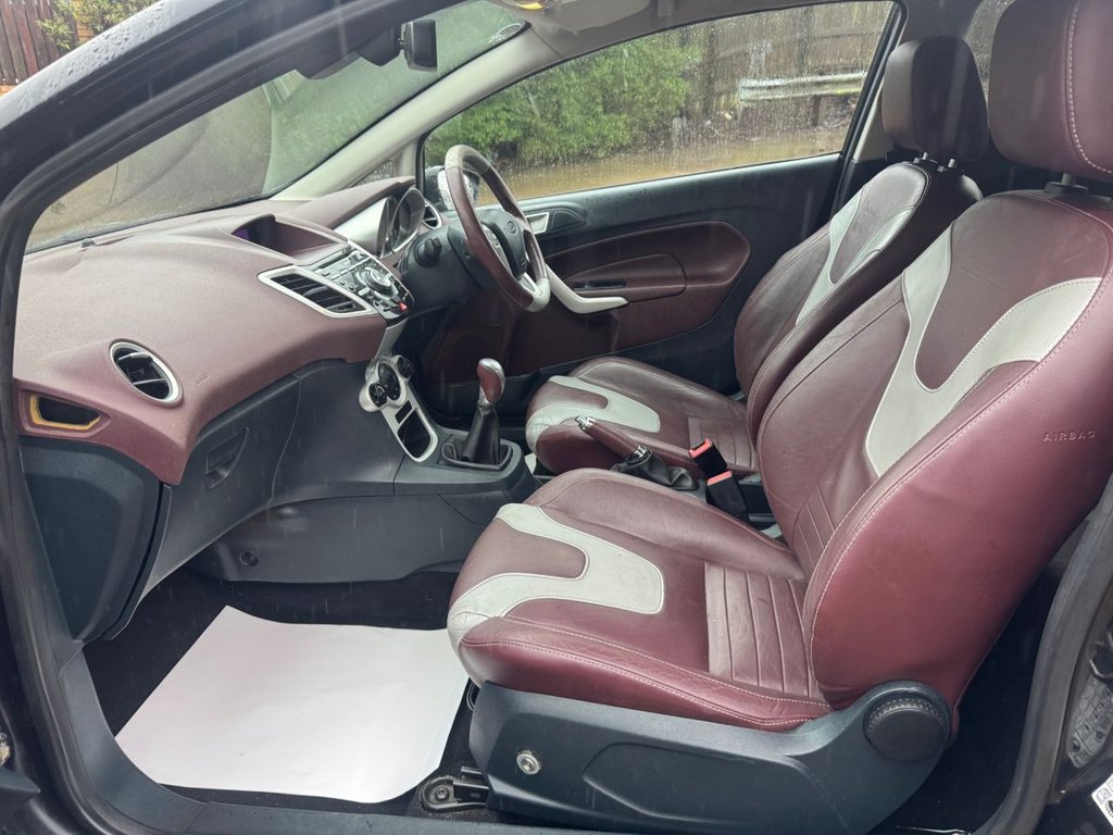 Used Ford Fiesta 2011 for sale - 77463617: Photo 5