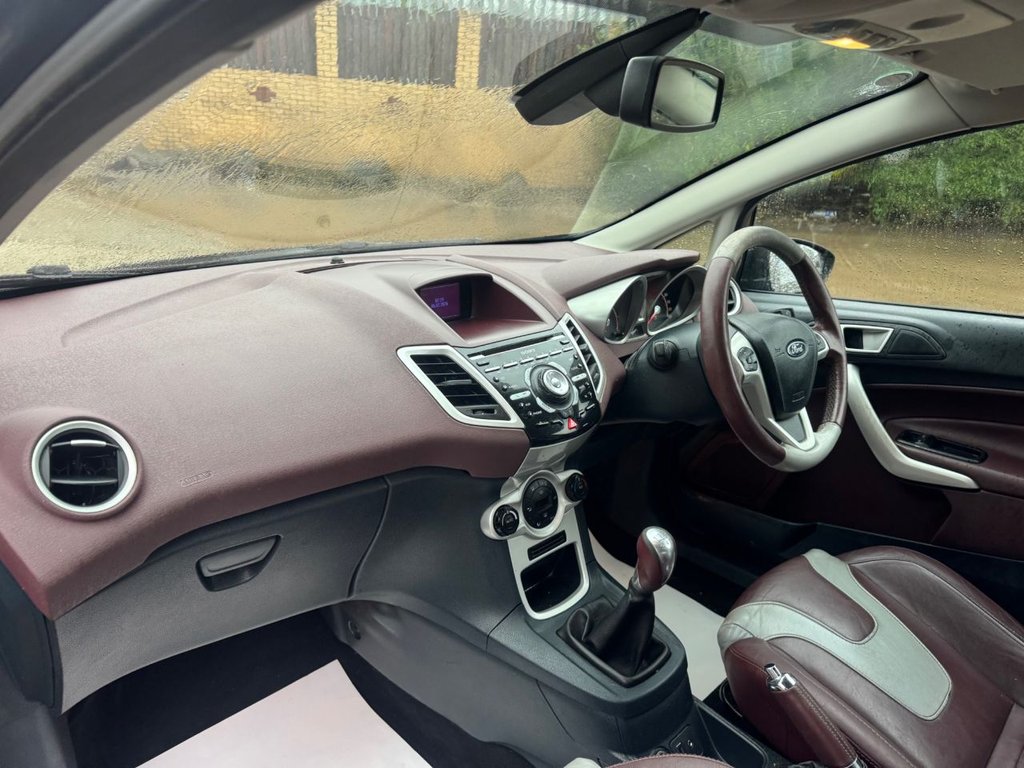 Used Ford Fiesta 2011 for sale - 77463617: Photo 7